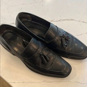 Classic Black Leather Tassel Loafers - Men